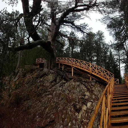 アパートホテル 500м. от лифта сладък дом в белведере комплекс 4*