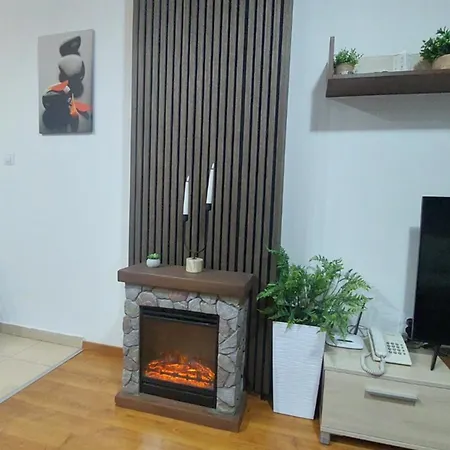 500м. от лифта сладък дом в белведере комплекс Апартхотел 4*