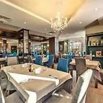 500м. от лифта сладък дом в белведере комплекс 4* Банско